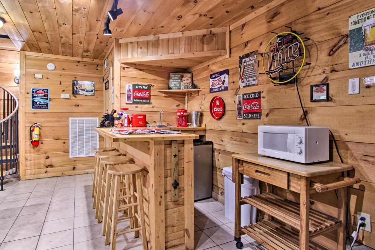 A-Frame Cabin With Hot Tub Less Than 1 Mi To Ober Gatlinburg Villa Exterior photo